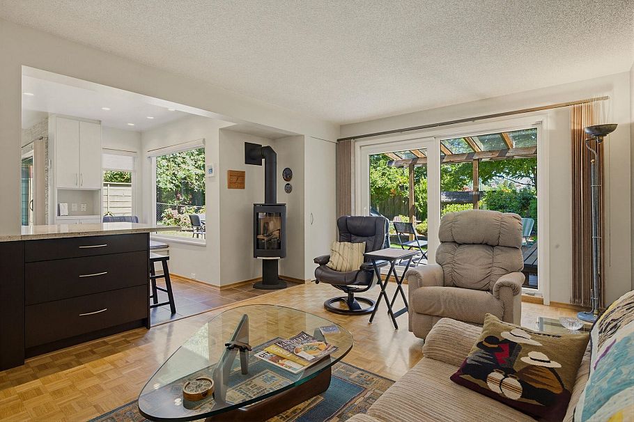 3675 Borham Crescent Vancouver, BC - 6