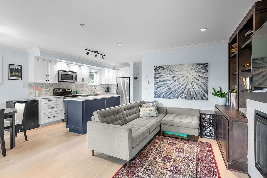 1121 St. Andrews Avenue North Vancouver, BC - 6