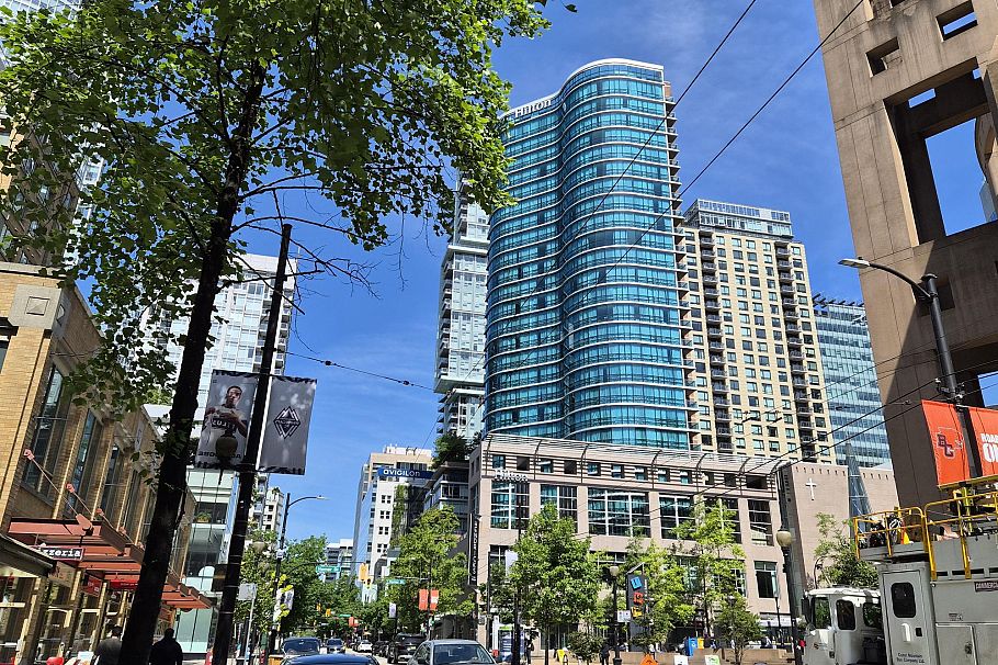 1801 433 Robson Street Vancouver, BC - 24
