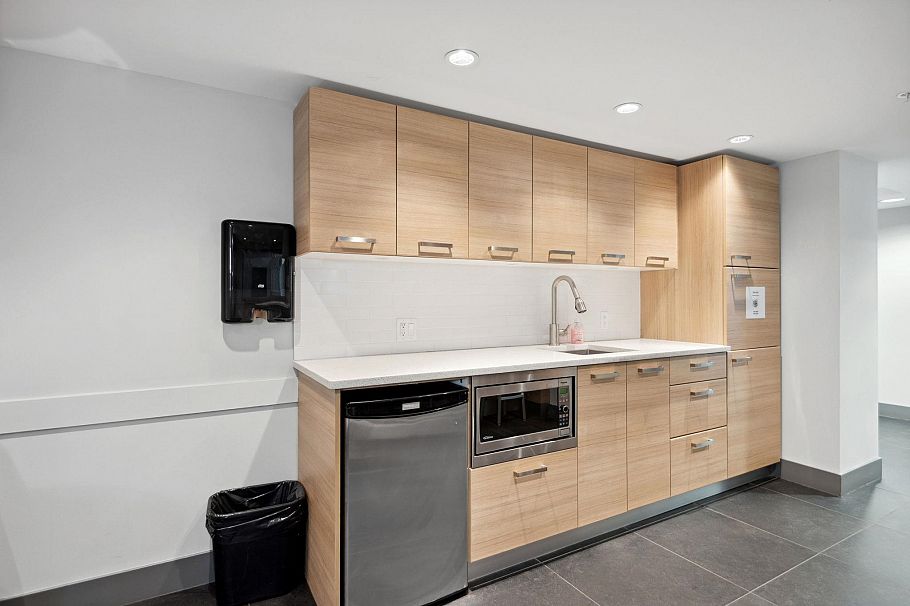 220 1783 Manitoba Street Vancouver, BC - 26