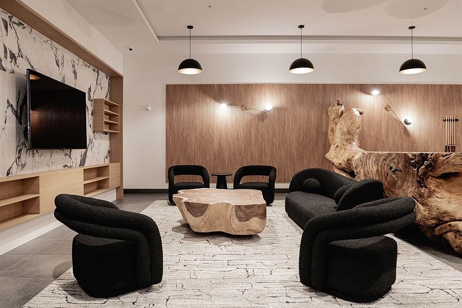 420 422 E 3rd Street North Vancouver, BC - 18