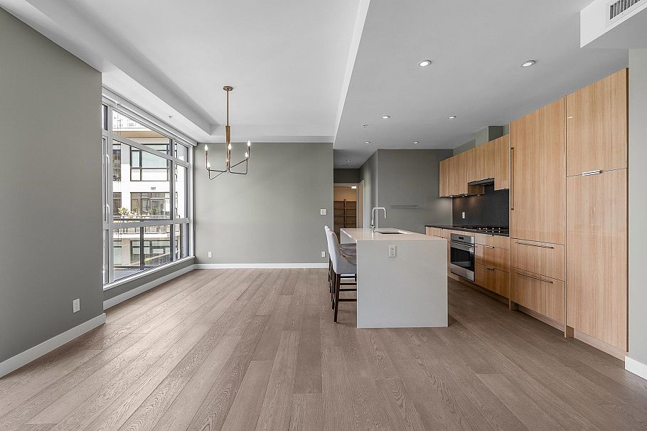 411 105 W 2nd Street North Vancouver, BC - 6