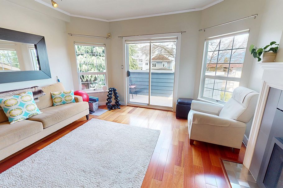 2158 W 3rd Avenue Vancouver, BC - 2