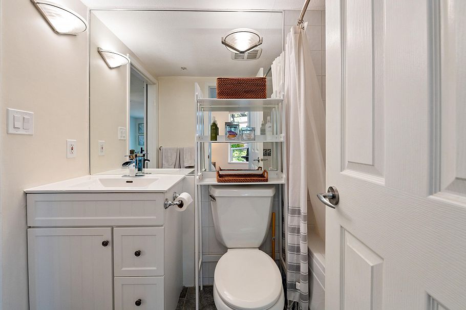 304 2525 W 4th Avenue Vancouver, BC - 18