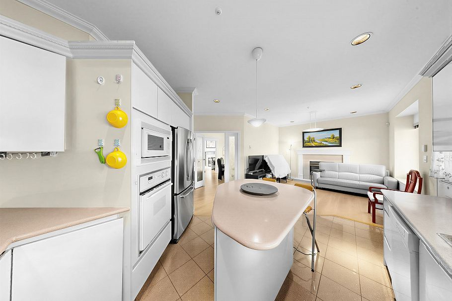 7806 Montcalm Street Vancouver, BC - 20