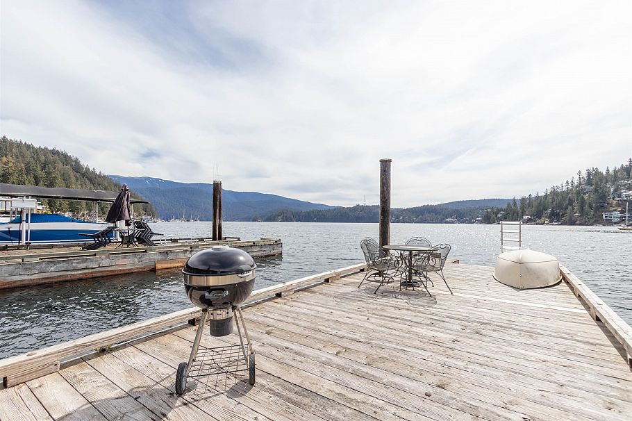 2588 Panorama Drive North Vancouver, BC - 6
