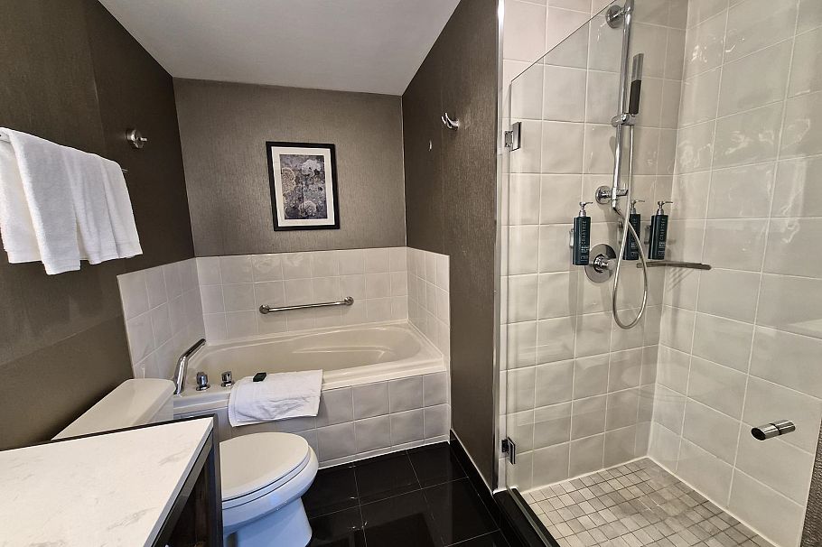1800 433 Robson Street Vancouver, BC - 24