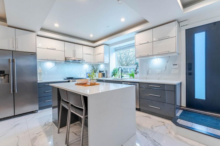 1805 E 37th Avenue Vancouver, BC - 9