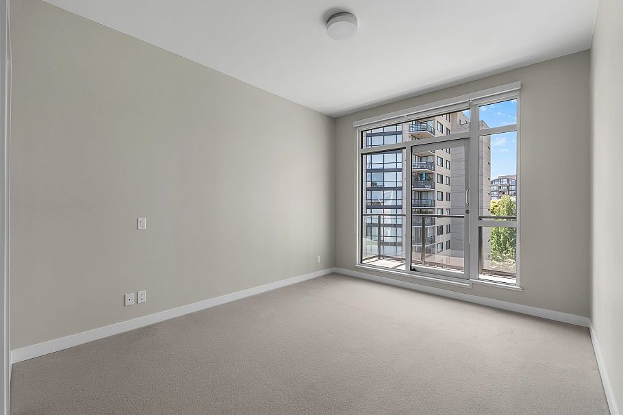 411 105 W 2nd Street North Vancouver, BC - 14