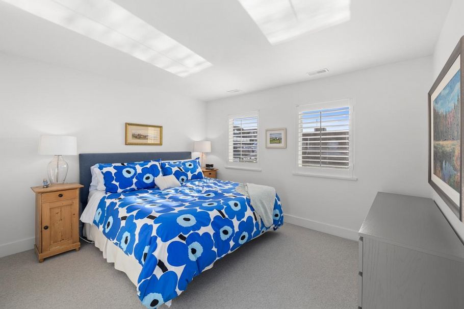 20 415 W Esplanade Avenue North Vancouver, BC - 18