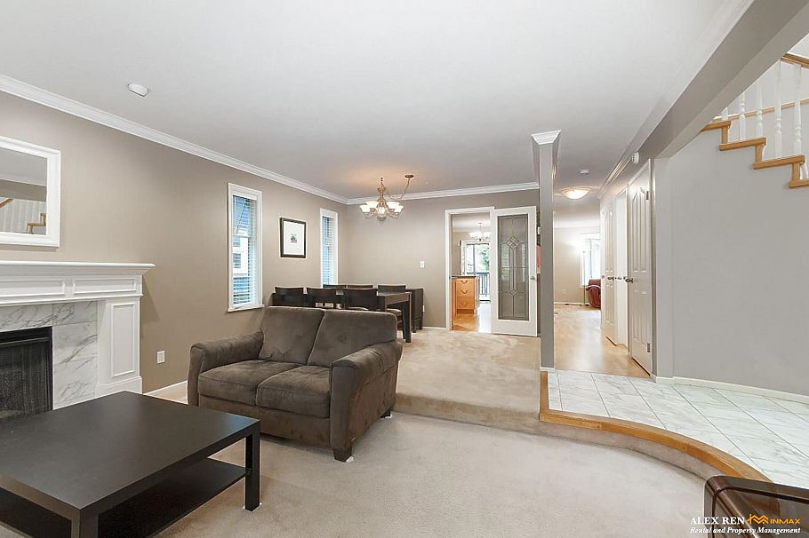 4350 W 14th Avenue Vancouver, BC - 5