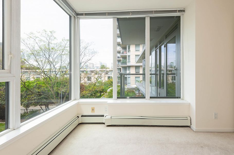 301 1887 Crowe Street Vancouver, BC - 13