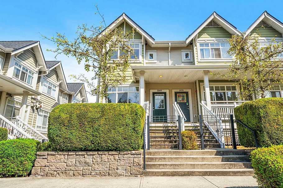 3265 Clermont Mews Vancouver, BC - 23