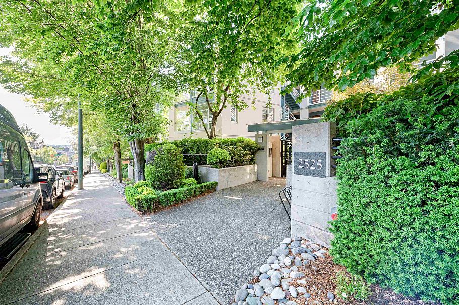 304 2525 W 4th Avenue Vancouver, BC - 27