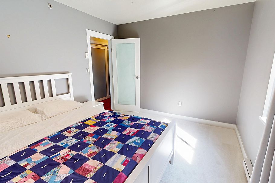 2158 W 3rd Avenue Vancouver, BC - 10