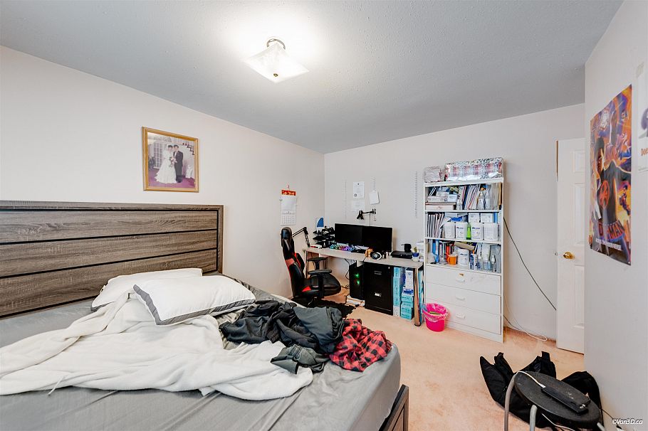 2945 E Graveley Street Vancouver, BC - 22