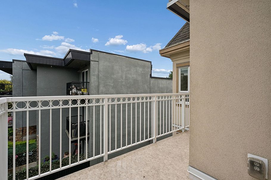 302 228 E 14th Avenue Vancouver, BC - 21