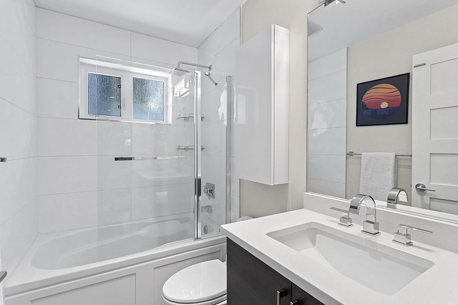 1020 E 13th Avenue Vancouver, BC - 30