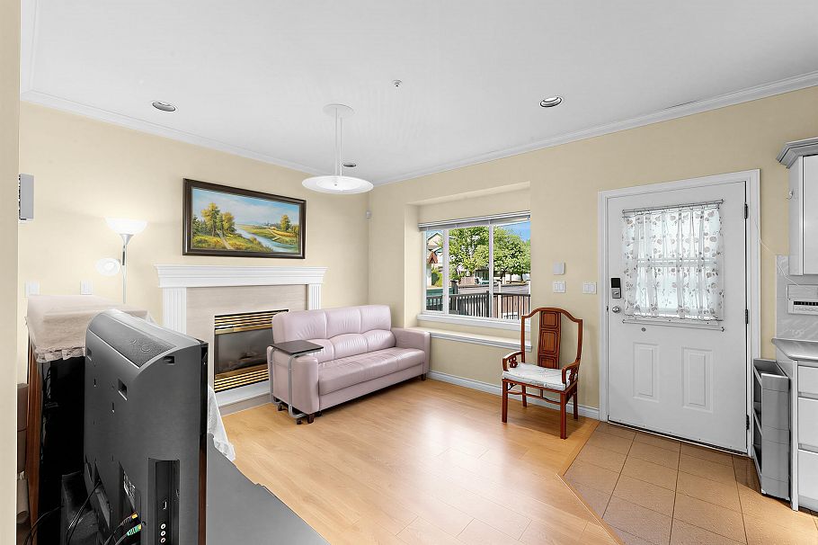 7806 Montcalm Street Vancouver, BC - 12