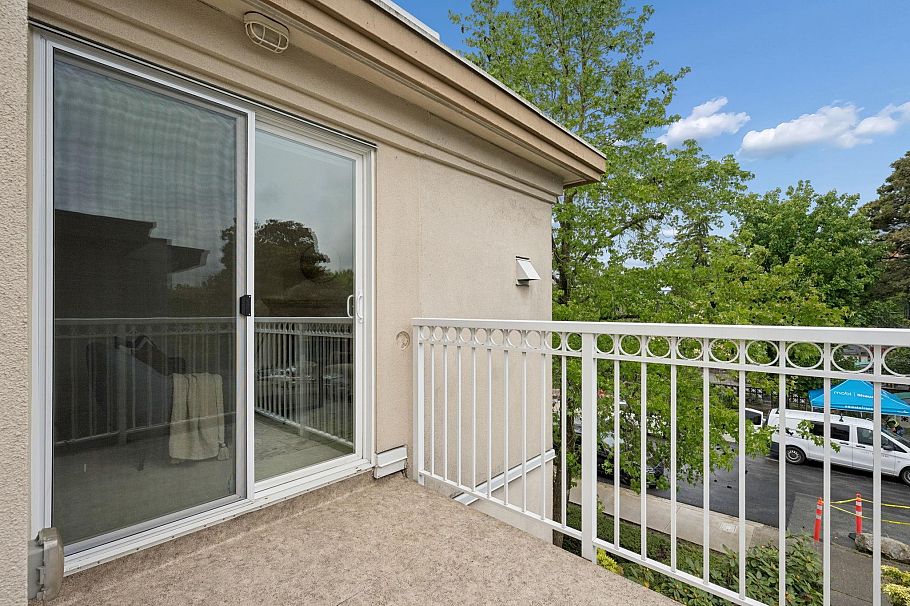 302 228 E 14th Avenue Vancouver, BC - 20