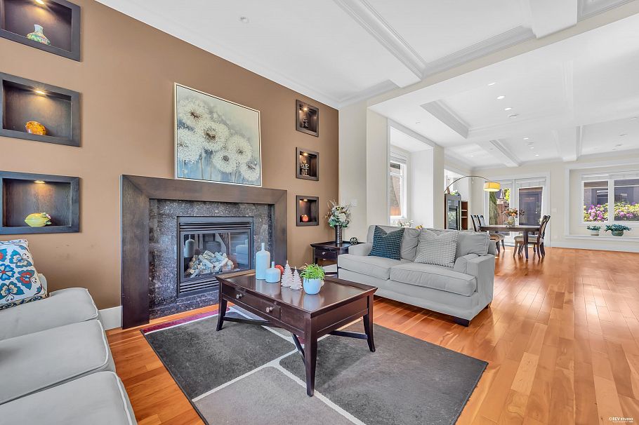 3618 W 24th Avenue Vancouver, BC - 6