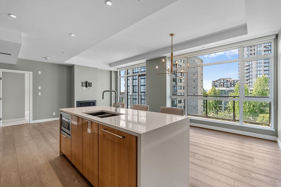 411 105 W 2nd Street North Vancouver, BC - 5