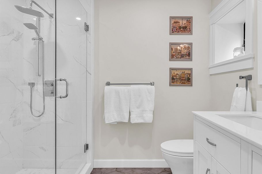 436 Lakewood Drive Vancouver, BC - 20