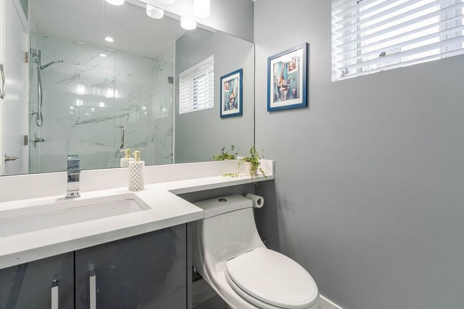 1805 E 37th Avenue Vancouver, BC - 12