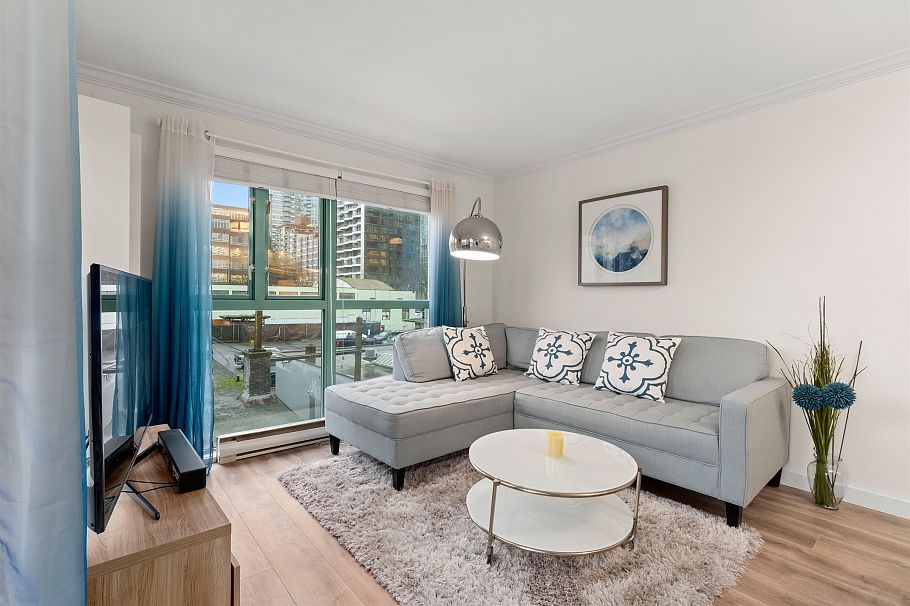 506 907 Beach Avenue Vancouver, BC - 1