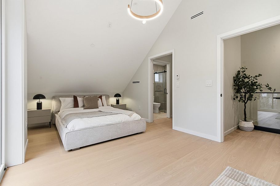 2 2091 E 20th Avenue Vancouver, BC - 30