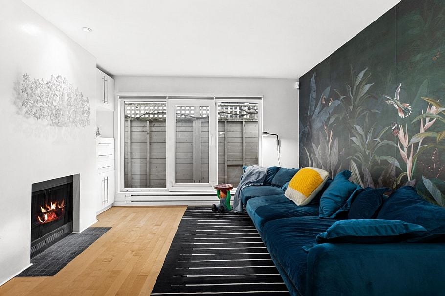 1286 W 7th Avenue Vancouver, BC - 1