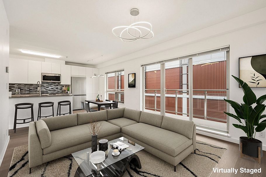303-1033 St. Georges Avenue North Vancouver, BC - 1