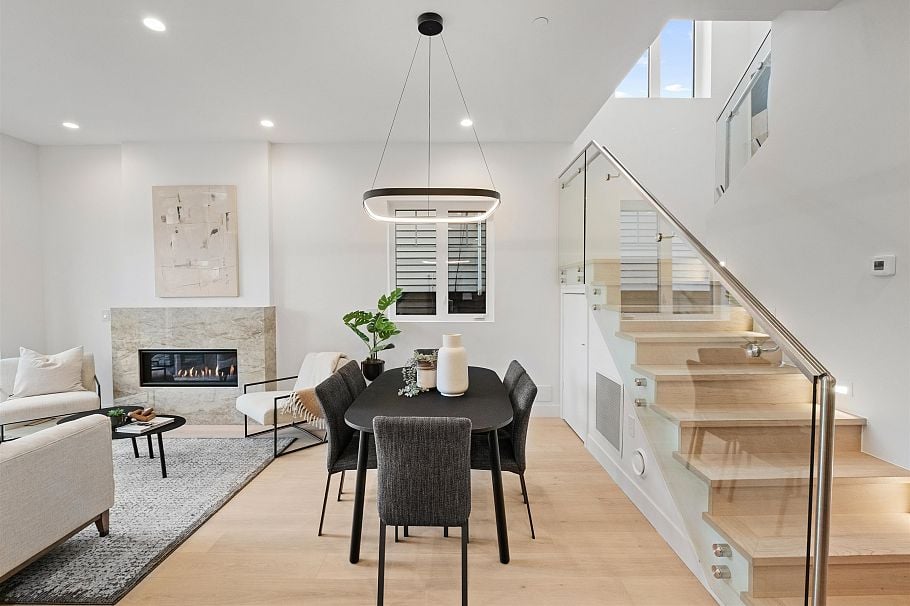 2238 E 5th Avenue Vancouver, BC - 8