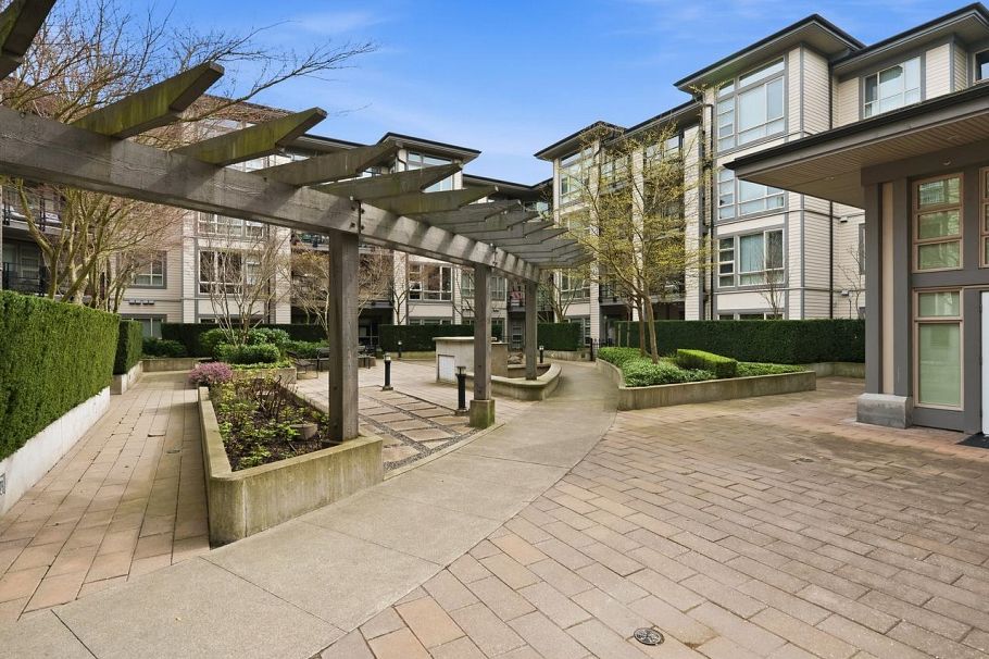 414 738 E 29th Avenue Vancouver, BC - 33