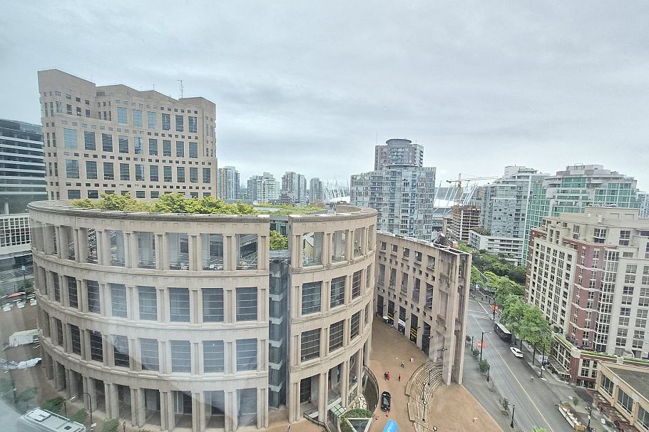 1800 433 Robson Street Vancouver, BC - 5
