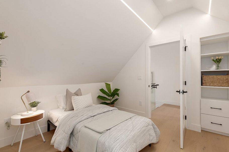 1 3635 Turner Street Vancouver, BC - 30