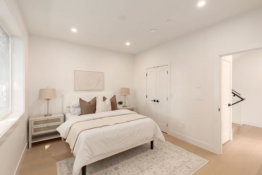 1 3635 Turner Street Vancouver, BC - 25