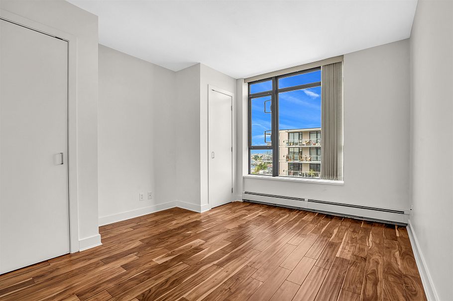 1206 155 W 1 Street North Vancouver, BC - 23