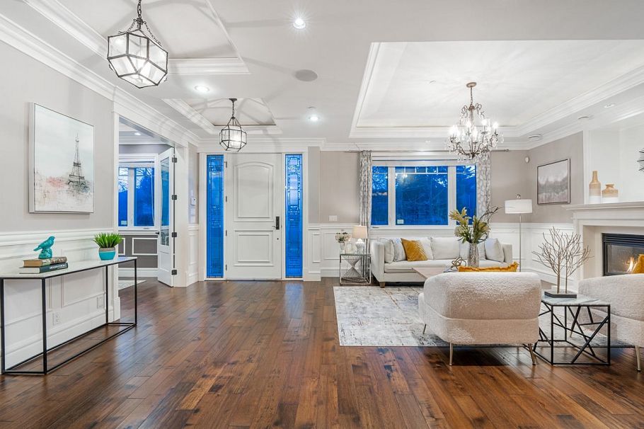 3741 W 37th Avenue Vancouver, BC - 3