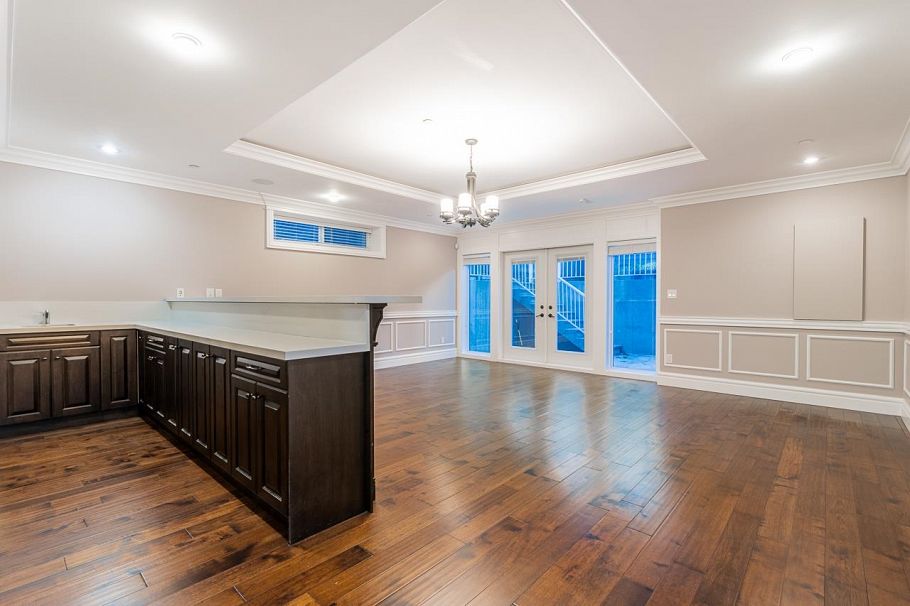 3741 W 37th Avenue Vancouver, BC - 31