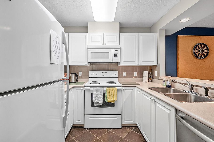 409 2059 Chesterfield Avenue North Vancouver, BC - 35