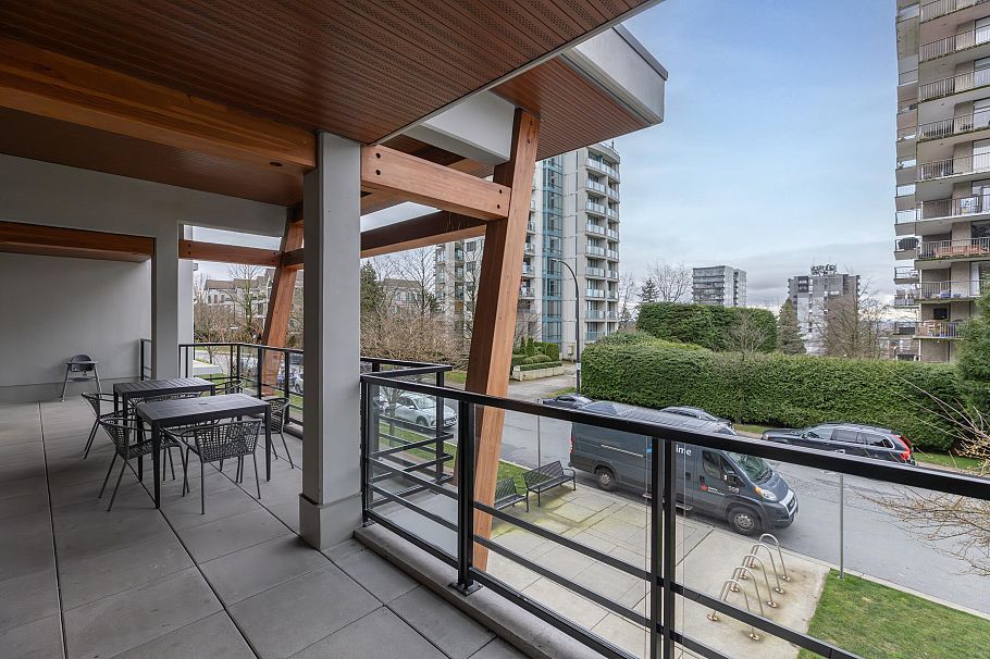 TH5 128 E 8th Street North Vancouver, BC - 34
