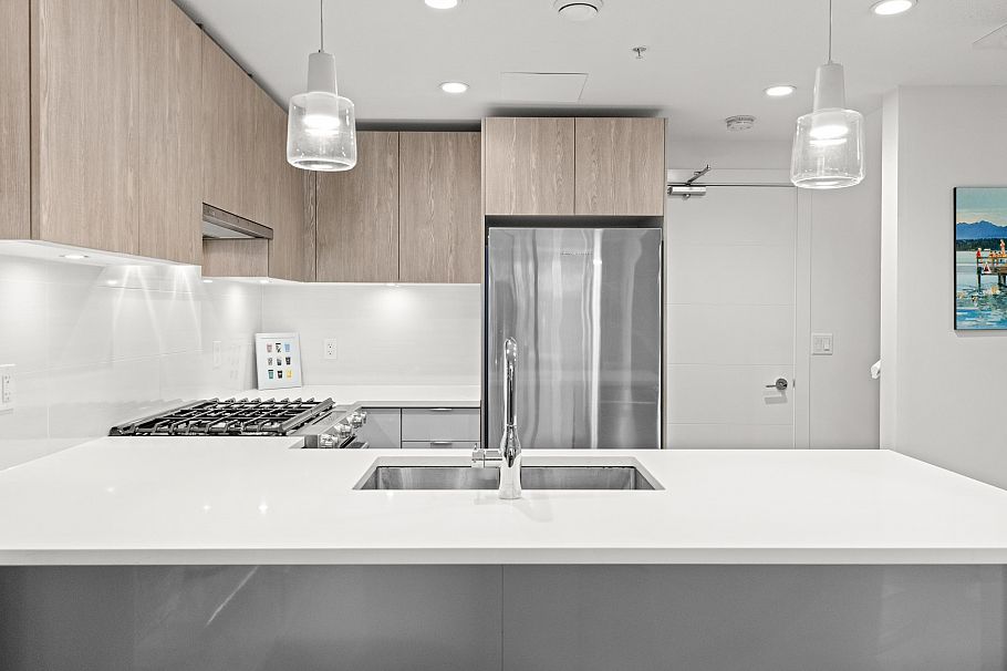 TH5 128 E 8th Street North Vancouver, BC - 9