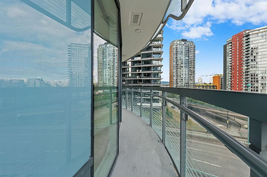 684 87 Nelson Street Vancouver, BC - 23