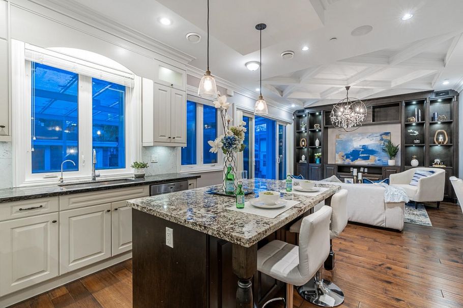 3741 W 37th Avenue Vancouver, BC - 15
