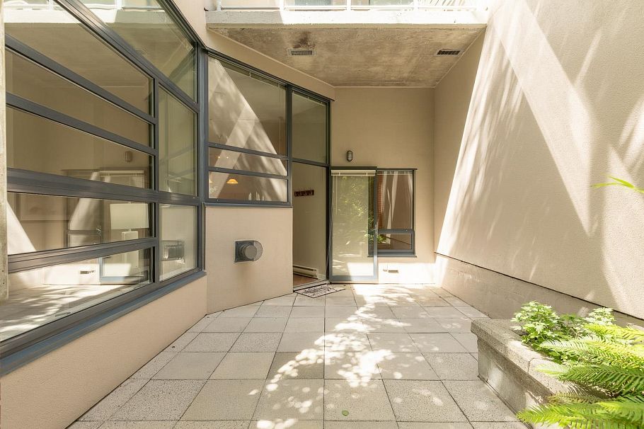 102 2228 Marstrand Avenue Vancouver, BC - 22