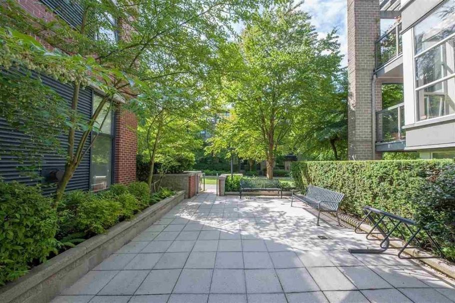 102 2228 Marstrand Avenue Vancouver, BC - 28