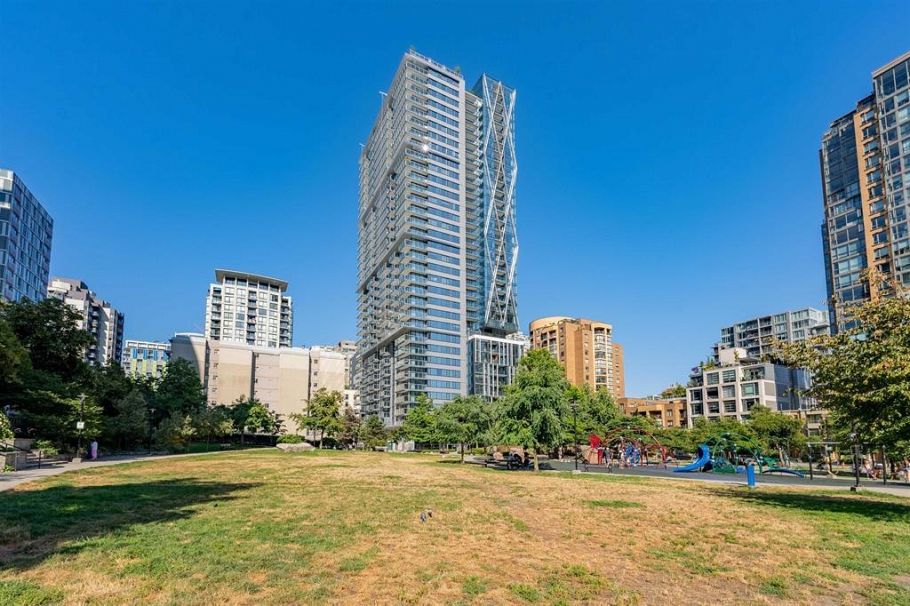 2109 1111 Richards Street Vancouver, BC - 2