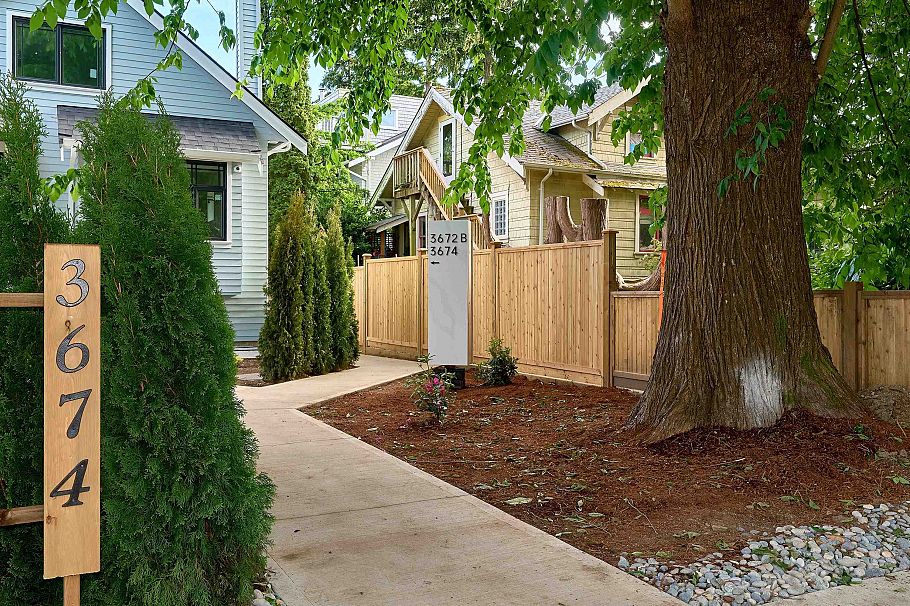 3674 W 1st Avenue Vancouver, BC - 9