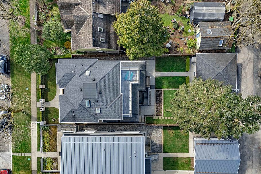 2149 W 46th Avenue Vancouver, BC - 34